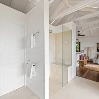 14.2 sixieme sens bathroom 6