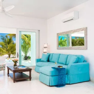 5 vacation rental photo turks and Caicos TC BAR Villa Bari barliv01 desktop