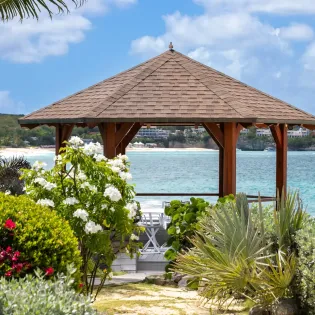 15.1 blue beach gazebo