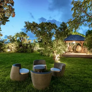 15.2 manoir de lurin exterior nightly 3