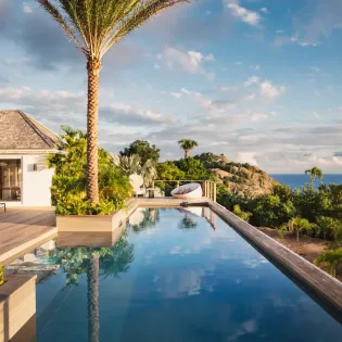 15.5 bel air exterior nightly 3