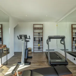 16.2 maud gym room