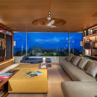 16.7 o2 exterior nightly 3