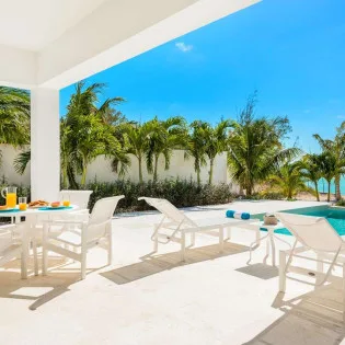 7 vacation rental photo turks and Caicos TC SOR Villa Sorrento sorter02 desktop