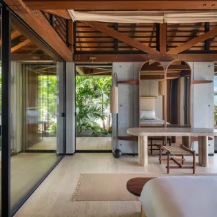 17.2 ti manoir voltaire bedroom 1