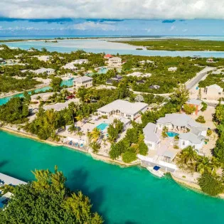 8 vacation rental photo Turks and Caicos IE SGR Villa Seagrace SGRaer05 desktop