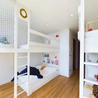 18.2 brahama kids bedroom