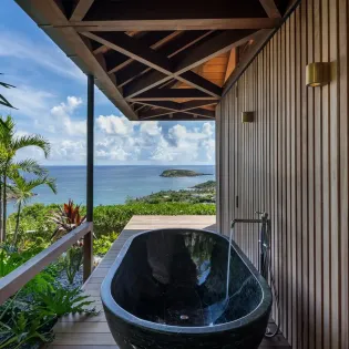 18.2 ti manoir voltaire bathroom 1