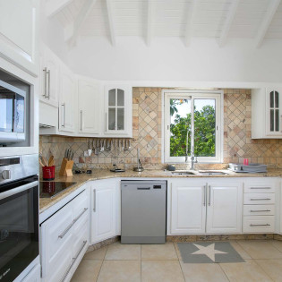 9 CaribbeanStone Kitchen