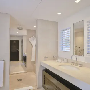 19 the view bedroom 1