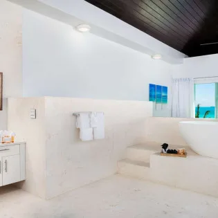 9 vacation rental photo turks and Caicos TC BAR Villa Bari barbth02 desktop