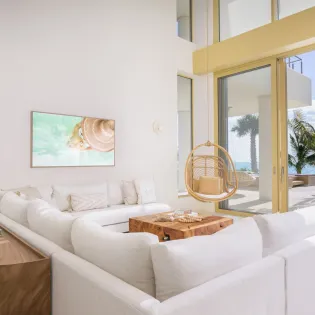2.0 kailoa living room 1