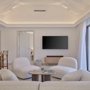 2.1 crystal breez living room