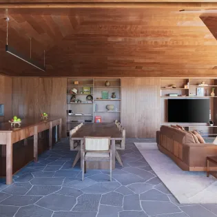 2.1 jangali living room