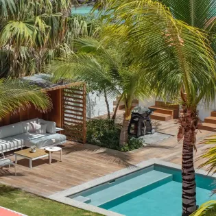 2.1 les sables exterior 2 drone