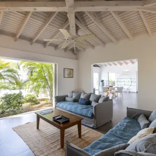 2.1 no limit living room