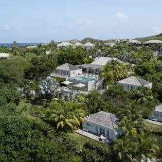 2.2 captiva exterior 2 drone