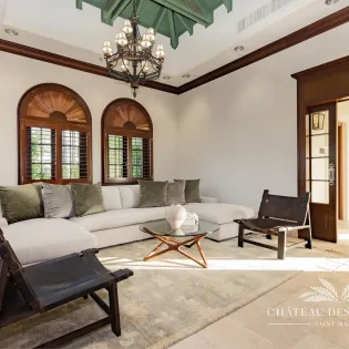 2.2 chateau des palmiers family room