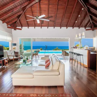 2.2 dream in blue living room