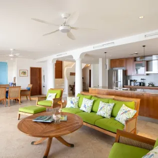 2.2 etoile de mer living room