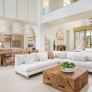 2.2 kailoa living room 3