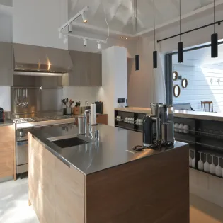 2.2 la romance kitchen
