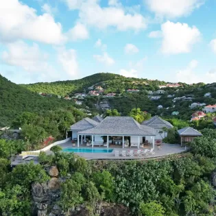 2.2 mia exterior 2 drone 1