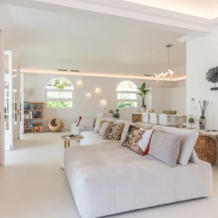 2.2 white sun living room