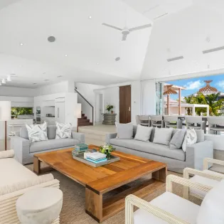 2.3 b.e. grace bay beachfront 5bd kitchen living