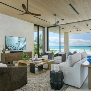 2.3 footprints living room