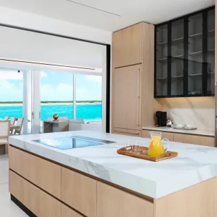 2.5 bash kitchen living
