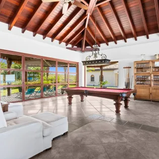 2.5 casa de la playa living room