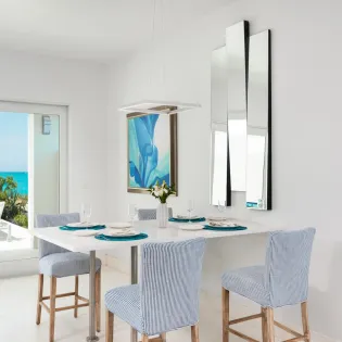 2.5 sandpebble kitchen living