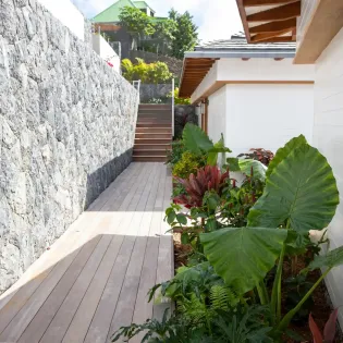 2.5 sel mudroom entryway