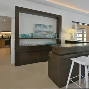 2.5 silver rainbow living room