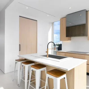 2.6 bash kitchen living