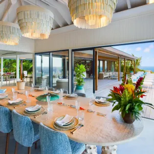 2.7 brahama living room