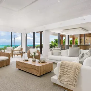 2.9 seafire living room