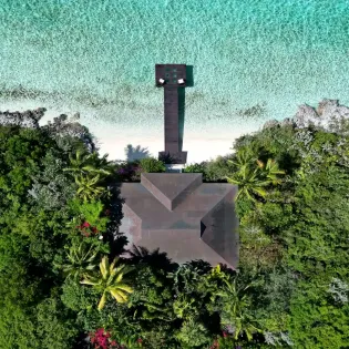 21 musha cay pier house aerial