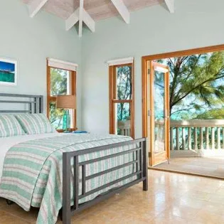 1 vacation rental photo Turks Caicos IE VAR Villa CasaVarnishkes varbd401 desktop