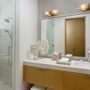 22 footprints bedroom 7