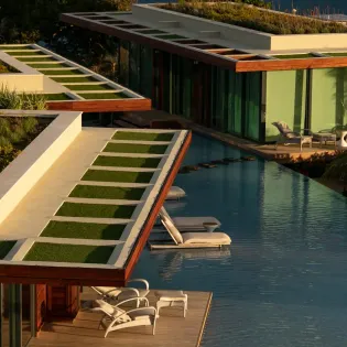 22 the oasis poolside pod