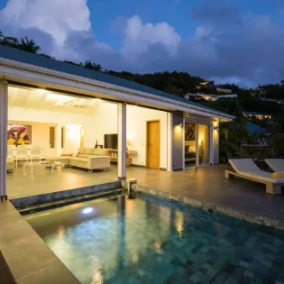 2 vacation rental photo St Barthelemy WV AUS Villa Mirande St Barts Villa AUSngt03 desktop