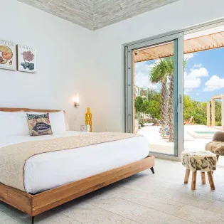 2 vacation rental photo Turks and Caicos TC ALN Villa Alinna ALNbd301 desktop