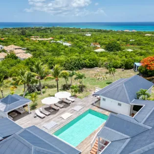 23 coco paillette villa view
