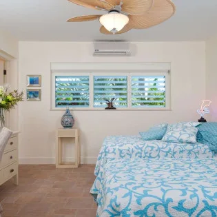 3 vacation rental photo Turks And Caicos TNC TUR Villa Turtle Beach turbd501 desktop