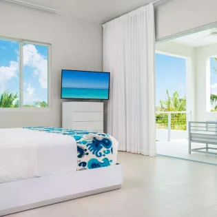 3 vacation rental photo Turks and Caicos PL TUR Villa Turquoise TURbd402 desktop