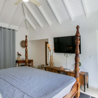 4 CaribbeanStone Bedroom1