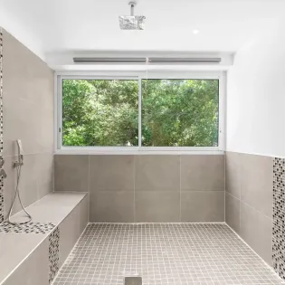 25.8 palm bay bathroom 3