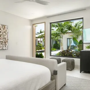 26 footprints bedroom 8